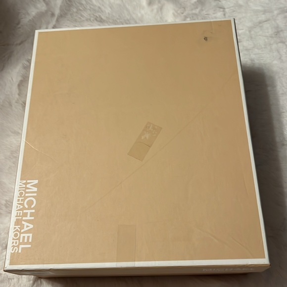 Size 7, SHILOH OPEN TOE MICHAEL KORS METALLIC LEATHER OPEN TOE HEELS.. NEW! - Picture 12 of 12